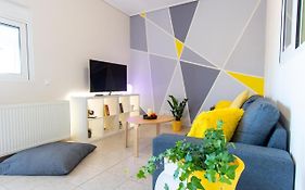 Yelayellow House Near To Airport, Rafina Port And Metropolitan Expo