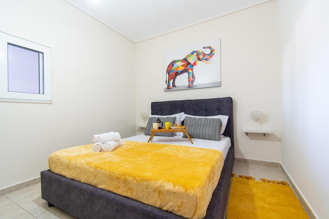Yelayellow House Near To Airport, Rafina Port And Metropolitan Expo Artemi Extérieur photo