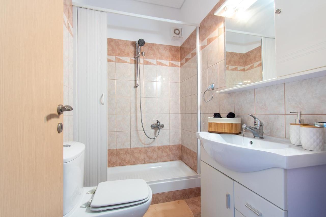 Yelayellow House Near To Airport, Rafina Port And Metropolitan Expo Artemi Extérieur photo
